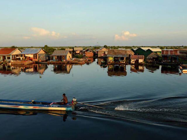 https://vietnamtur.viajes/wp-content/uploads/2021/11/Las-aldeas-flotantes-Lago-Inle-Myanmar-640x480.jpg