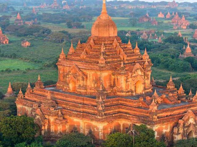 https://vietnamtur.viajes/wp-content/uploads/2021/11/Pagoda-de-Shwezigon-Myanmar-640x480.jpg